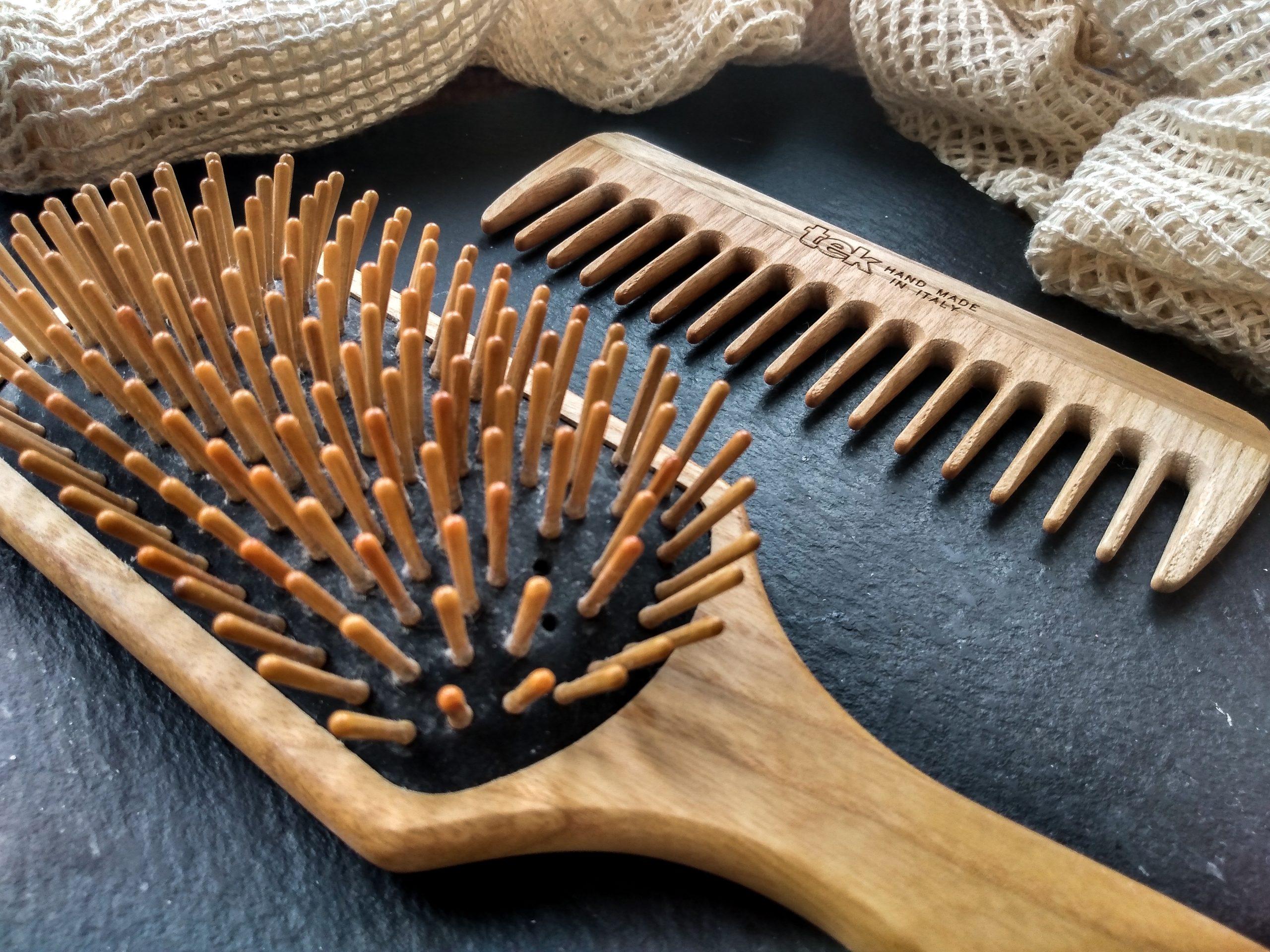 Choosing the Right Materials: Wood, Bamboo, and Synthetic Brushes