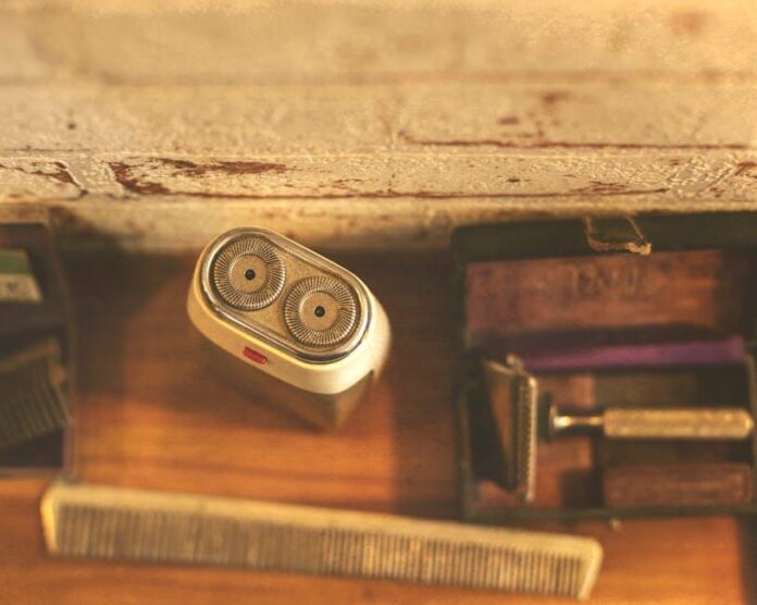 We Tested Electric Razors: Close Shave and Skin Comfort